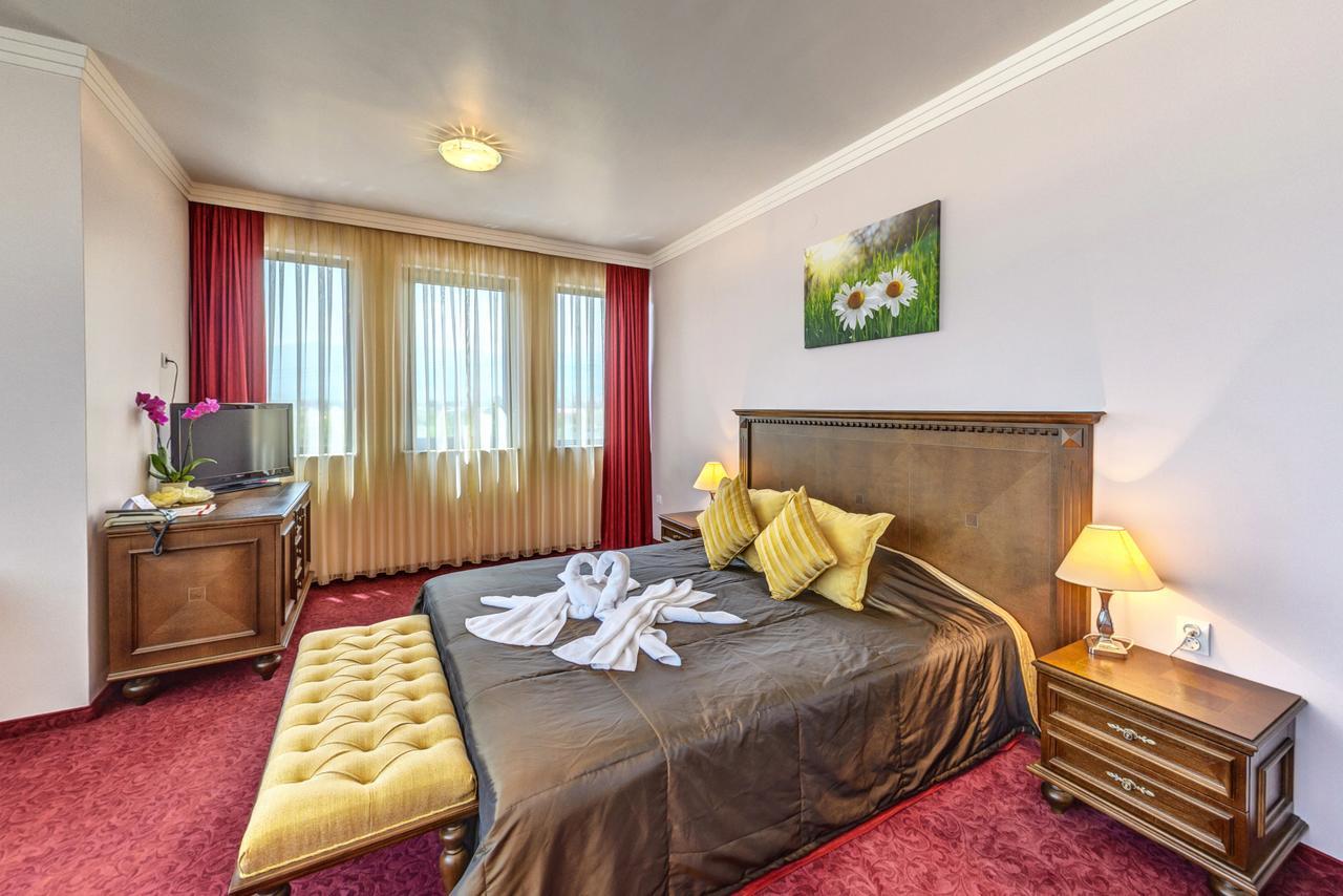 Hotel Chiirite Plovdiv Exteriör bild